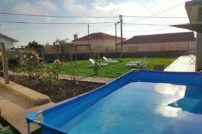 House with pool and garden in Esmoriz near Porto